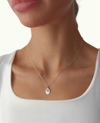 Tiny Birth Flower Necklace – 18K Gold-Plated Sterling Silver Floral Pendant Necklace