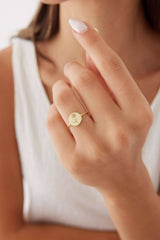 Birth Flower Ring – 18K Gold-Plated Sterling Silver Floral Jewelry