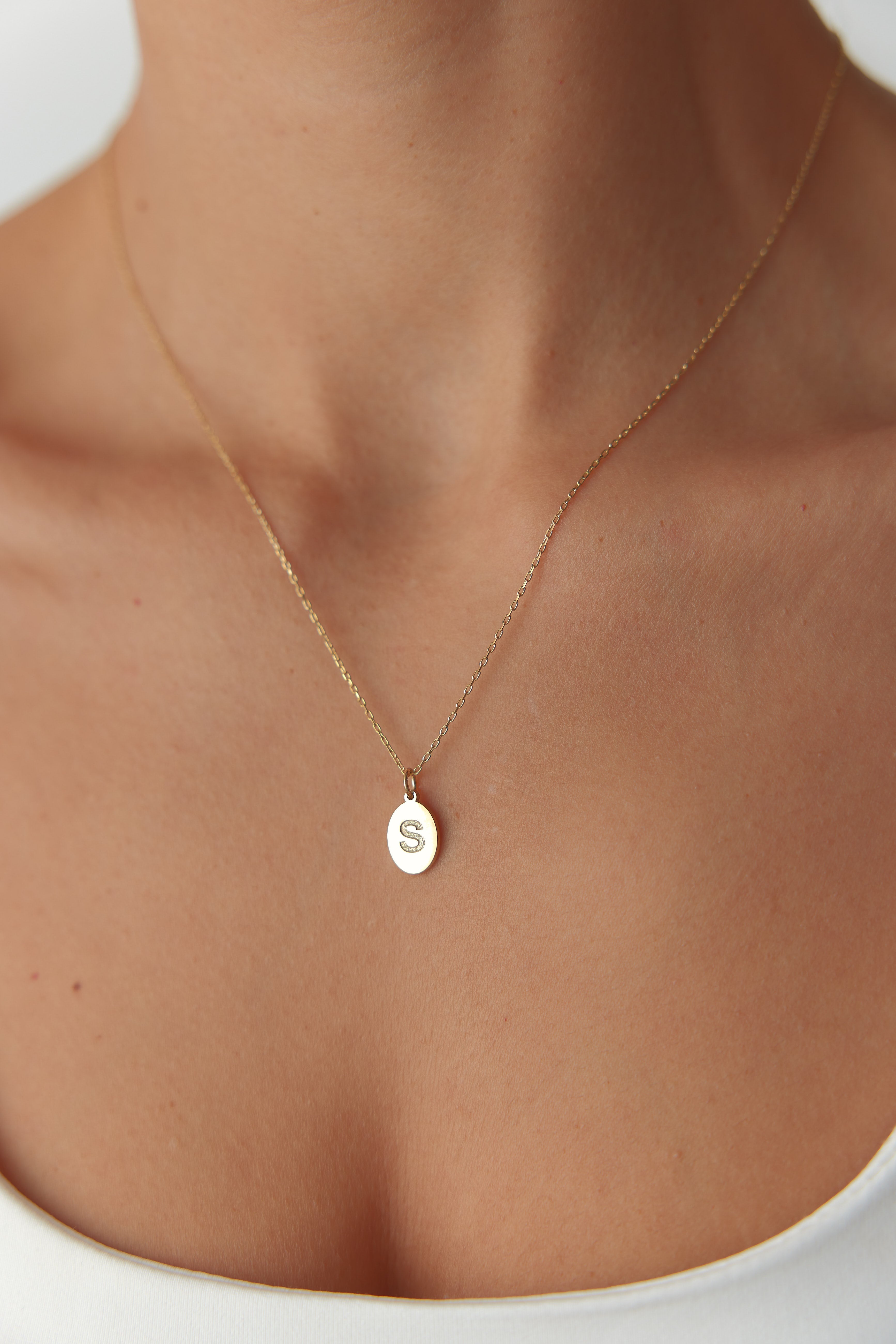 Gold Oval Initial Necklace | Personalized Letter Pendant | 925 Sterling Silver