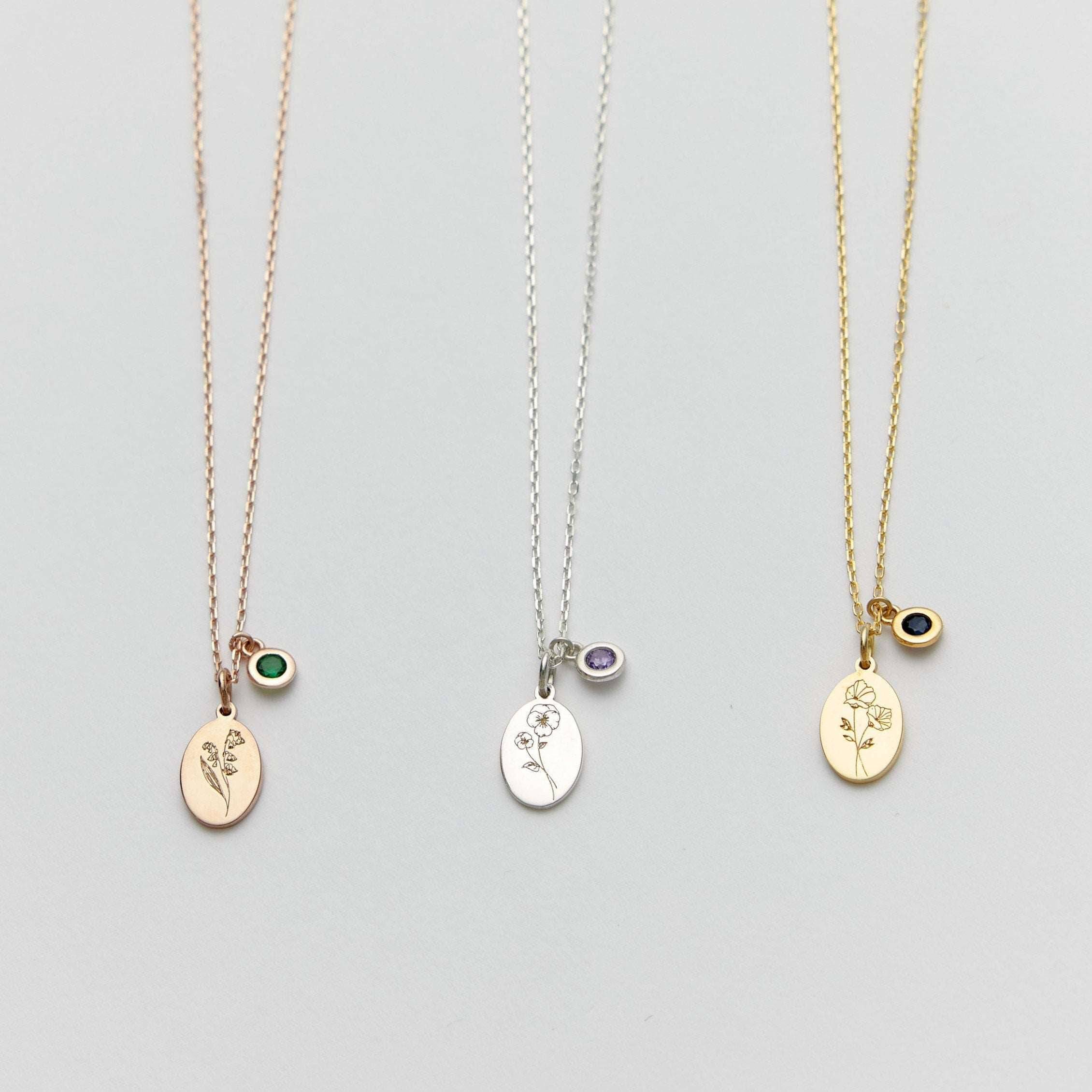 Oval Birth Flower Necklace - 18K Gold-Plated Minimalist Jewelry