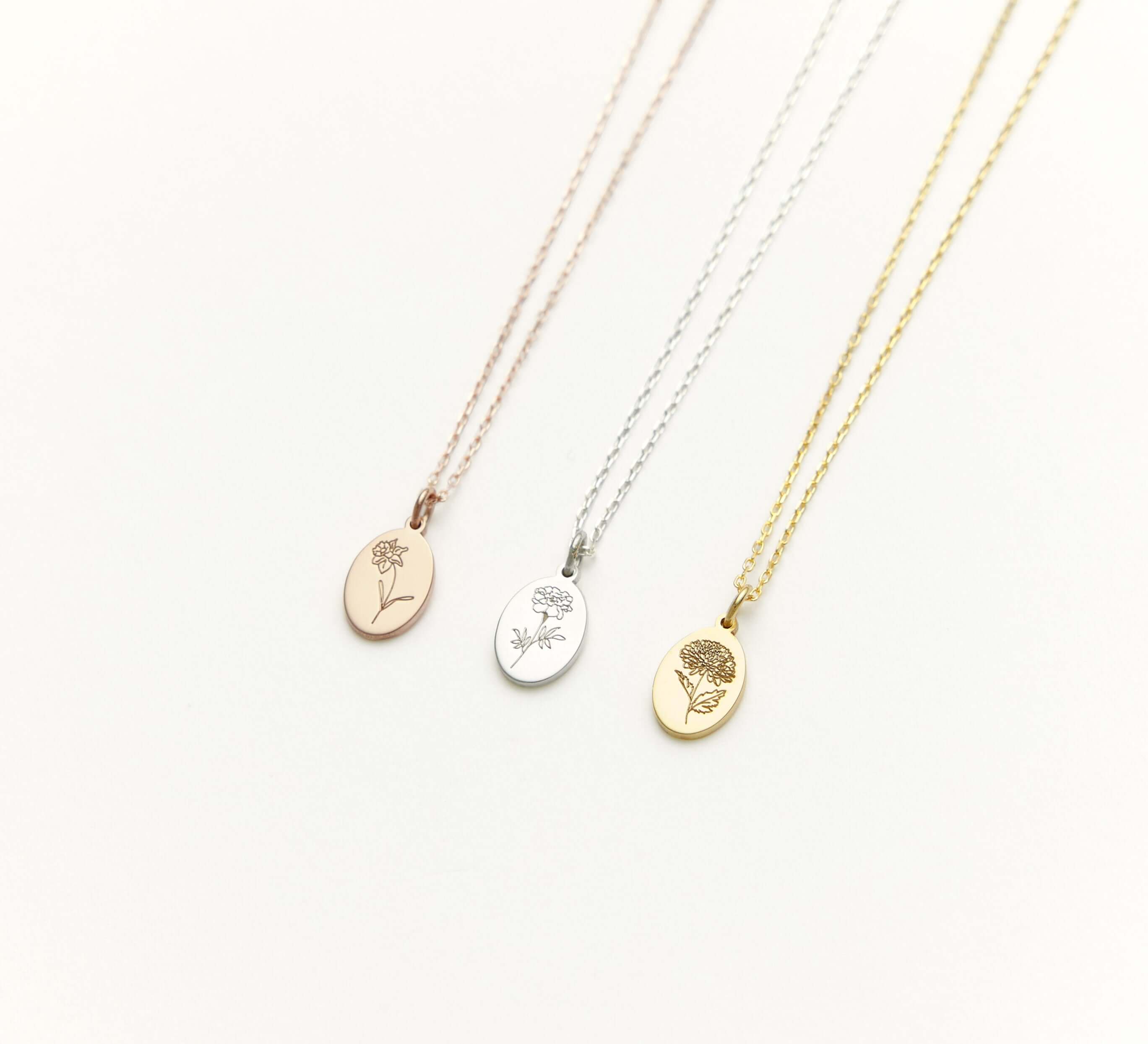 Tiny Birth Flower Necklace – 18K Gold-Plated Sterling Silver Floral Pendant Necklace