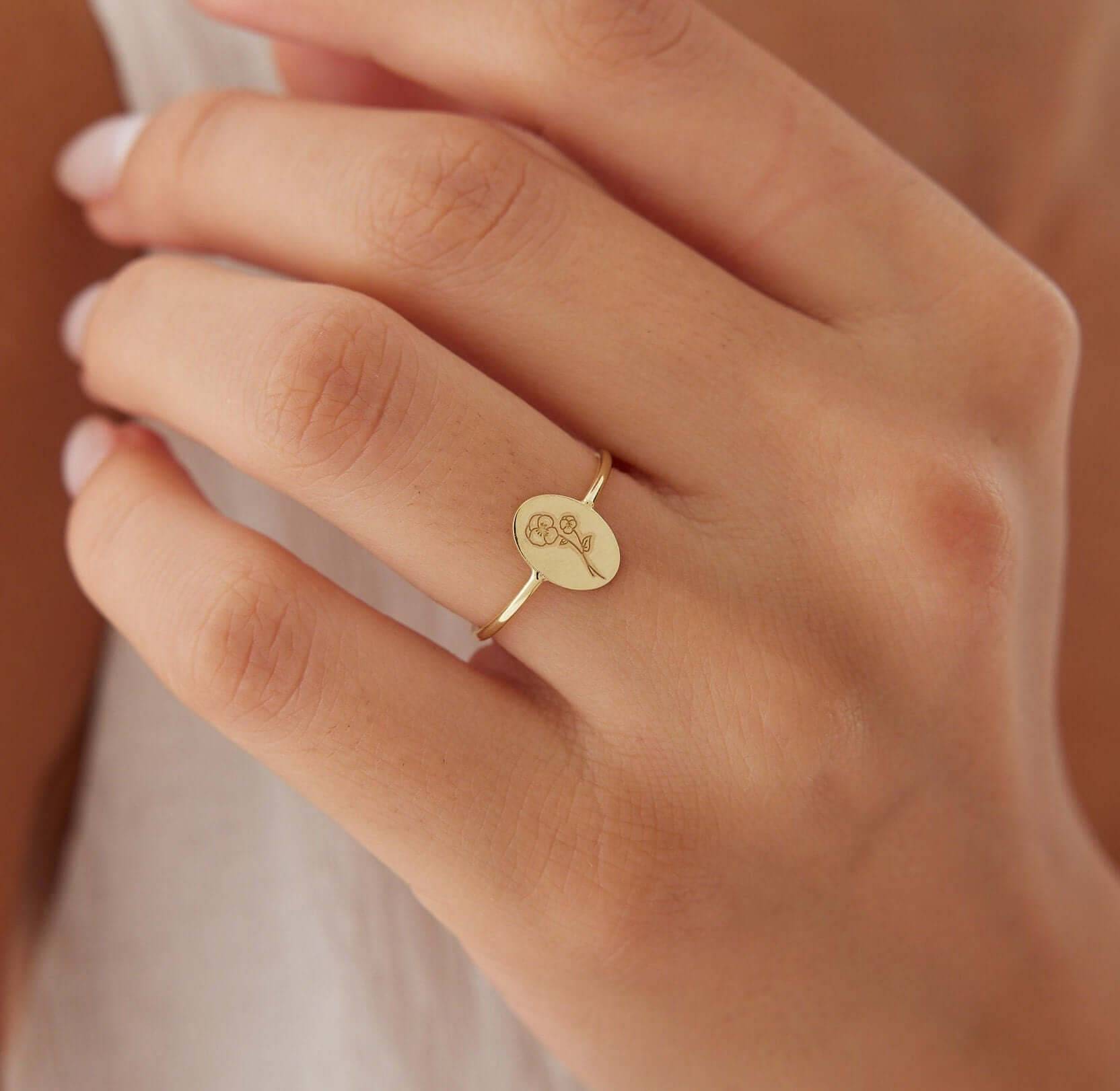 Tiny Birth Flower Ring – 18K Gold-Plated Sterling Silver Floral Jewelry