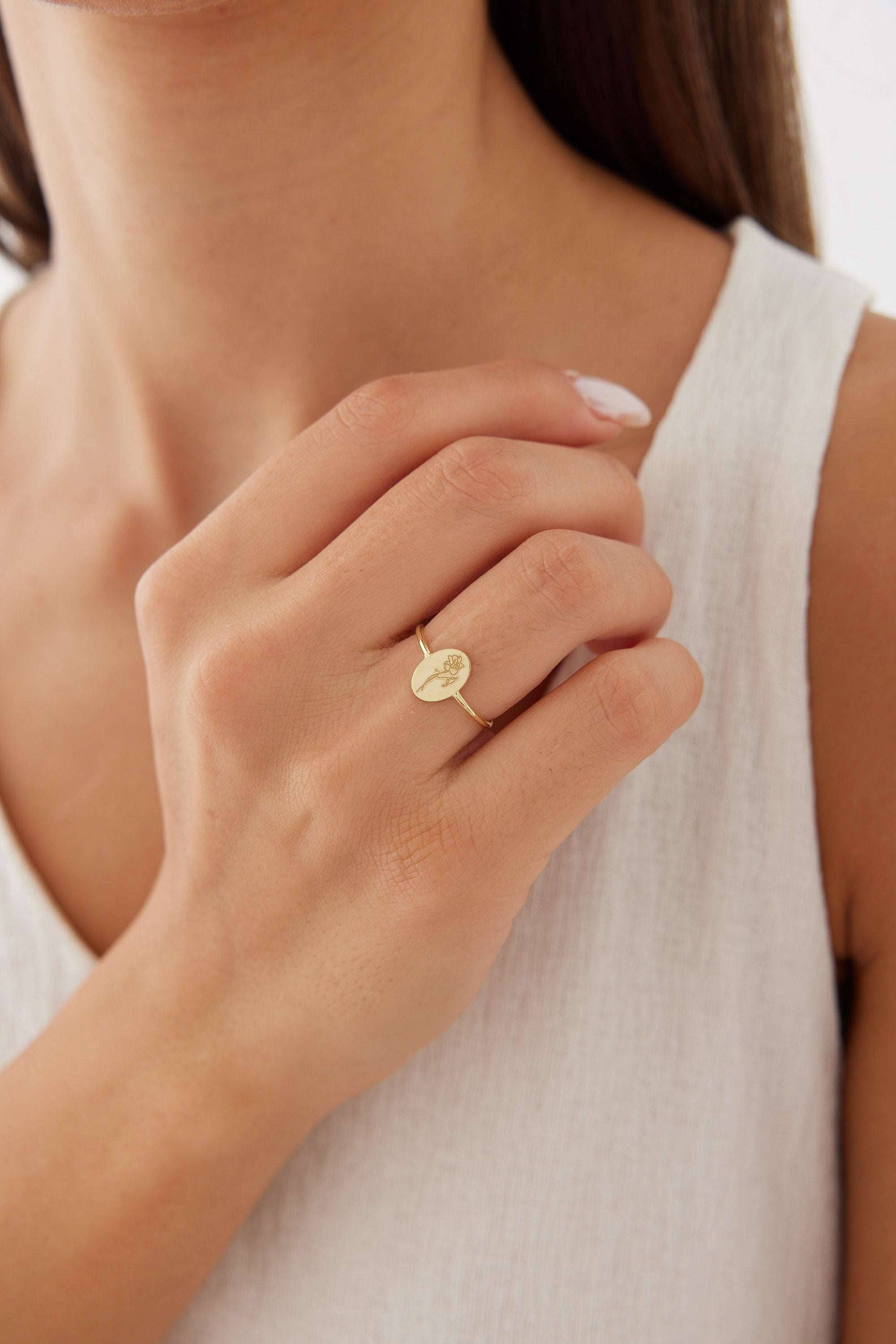 Tiny Birth Flower Ring – 18K Gold-Plated Sterling Silver Floral Jewelry