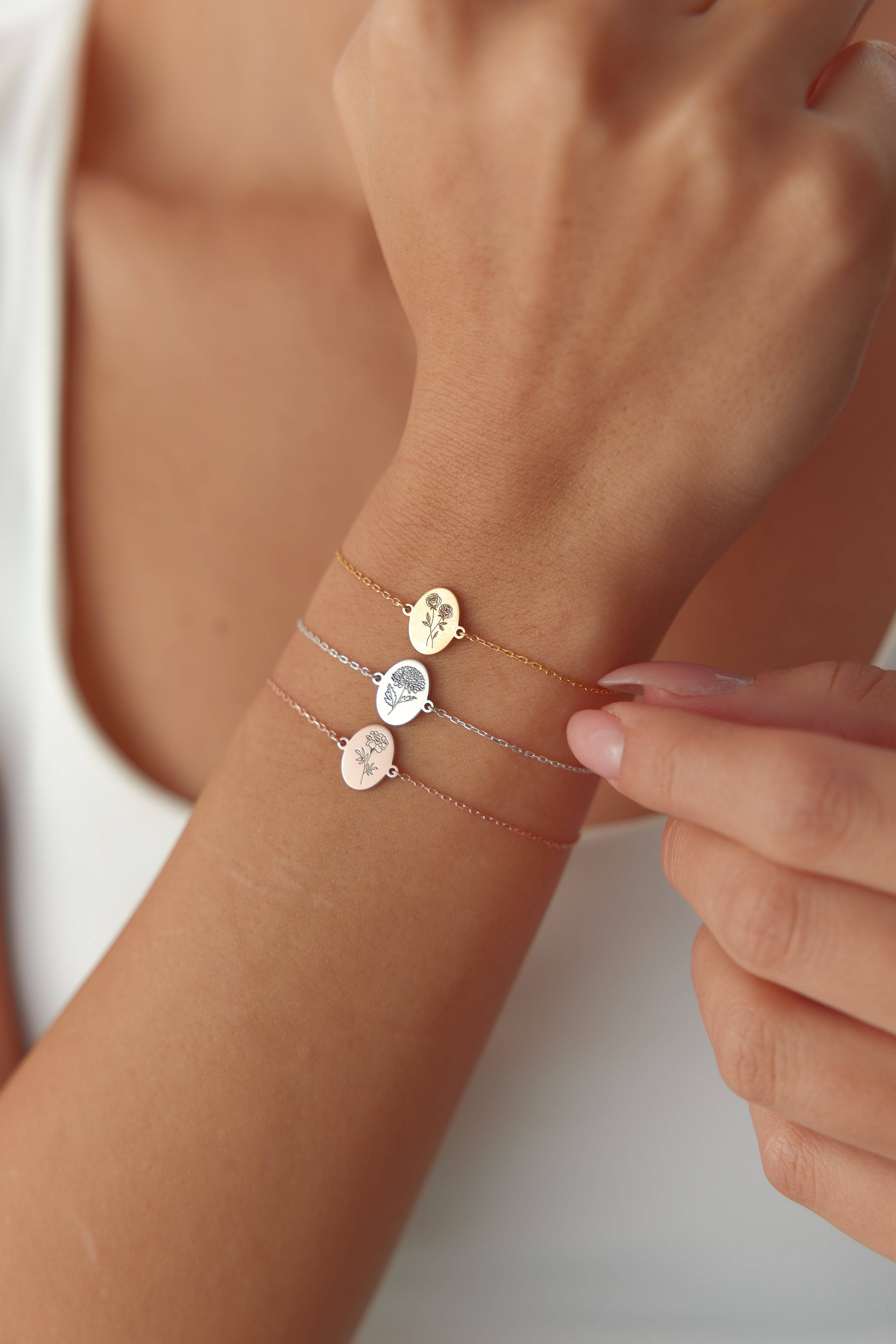 Tiny Birth Flower Bracelet – 18K Gold-Plated Custom Floral Charm Bracelet
