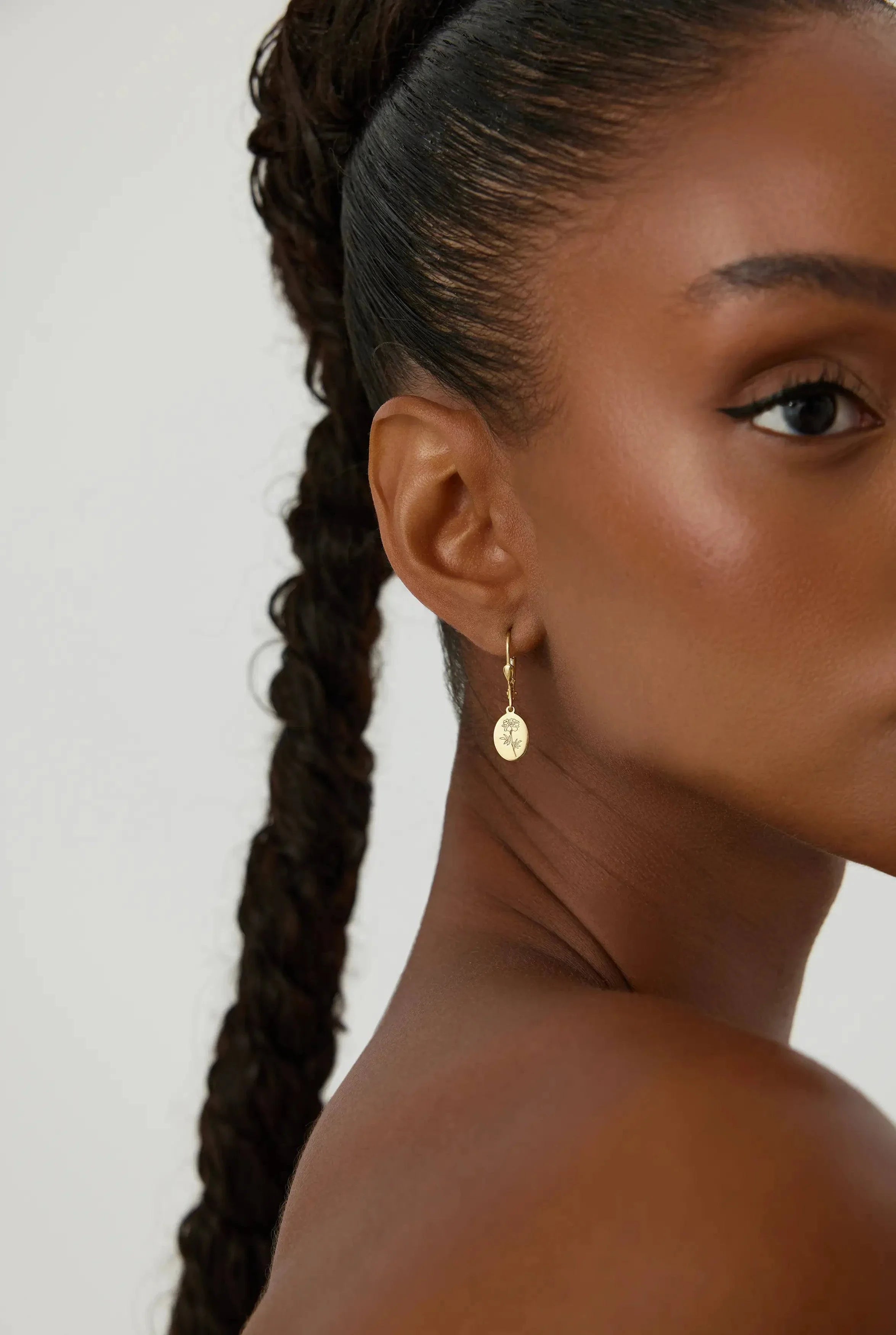 Birth Flower Drop Earrings – 18K Gold-Plated Sterling Silver Floral Engraved Earrings