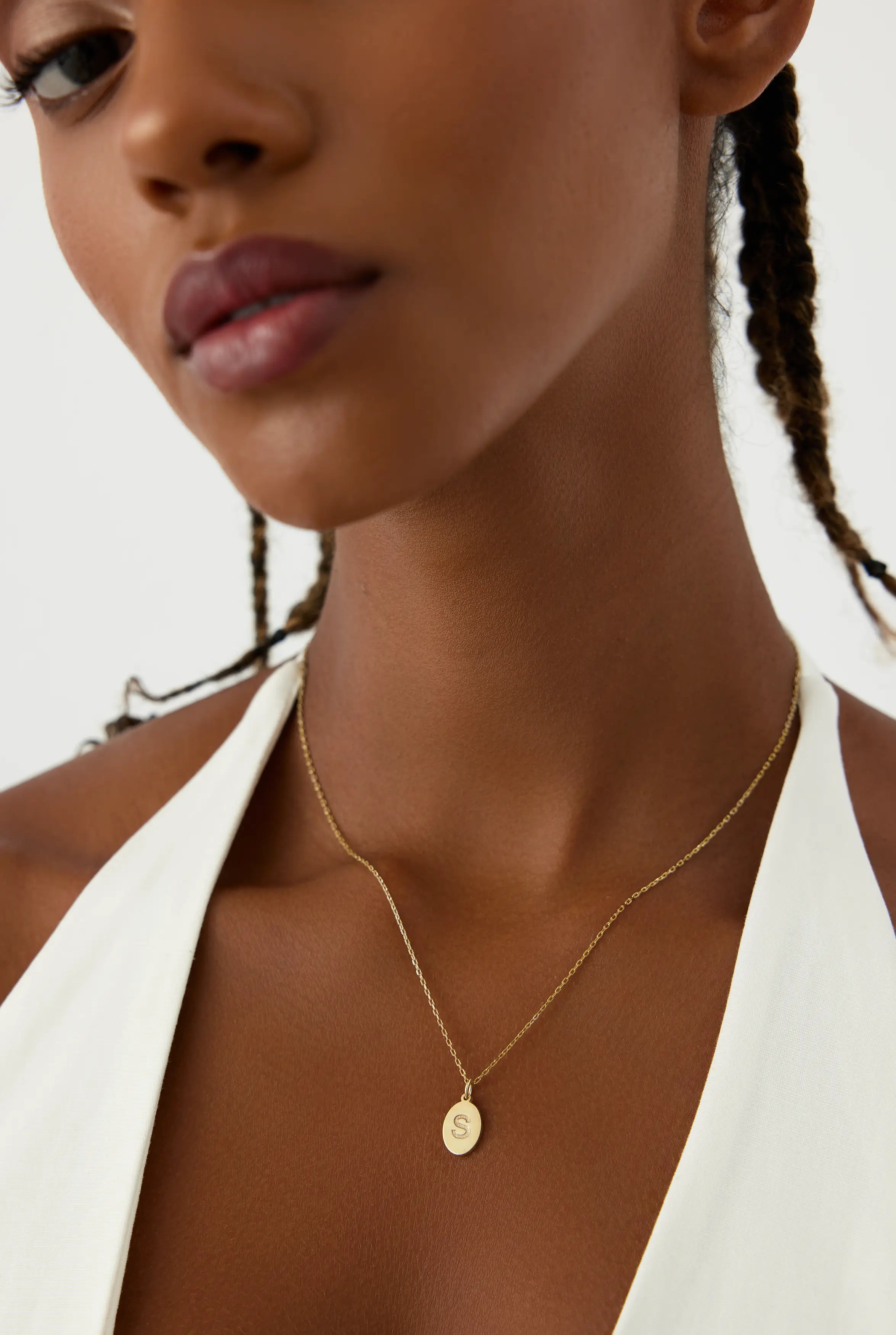 Gold Oval Initial Necklace | Personalized Letter Pendant | 925 Sterling Silver