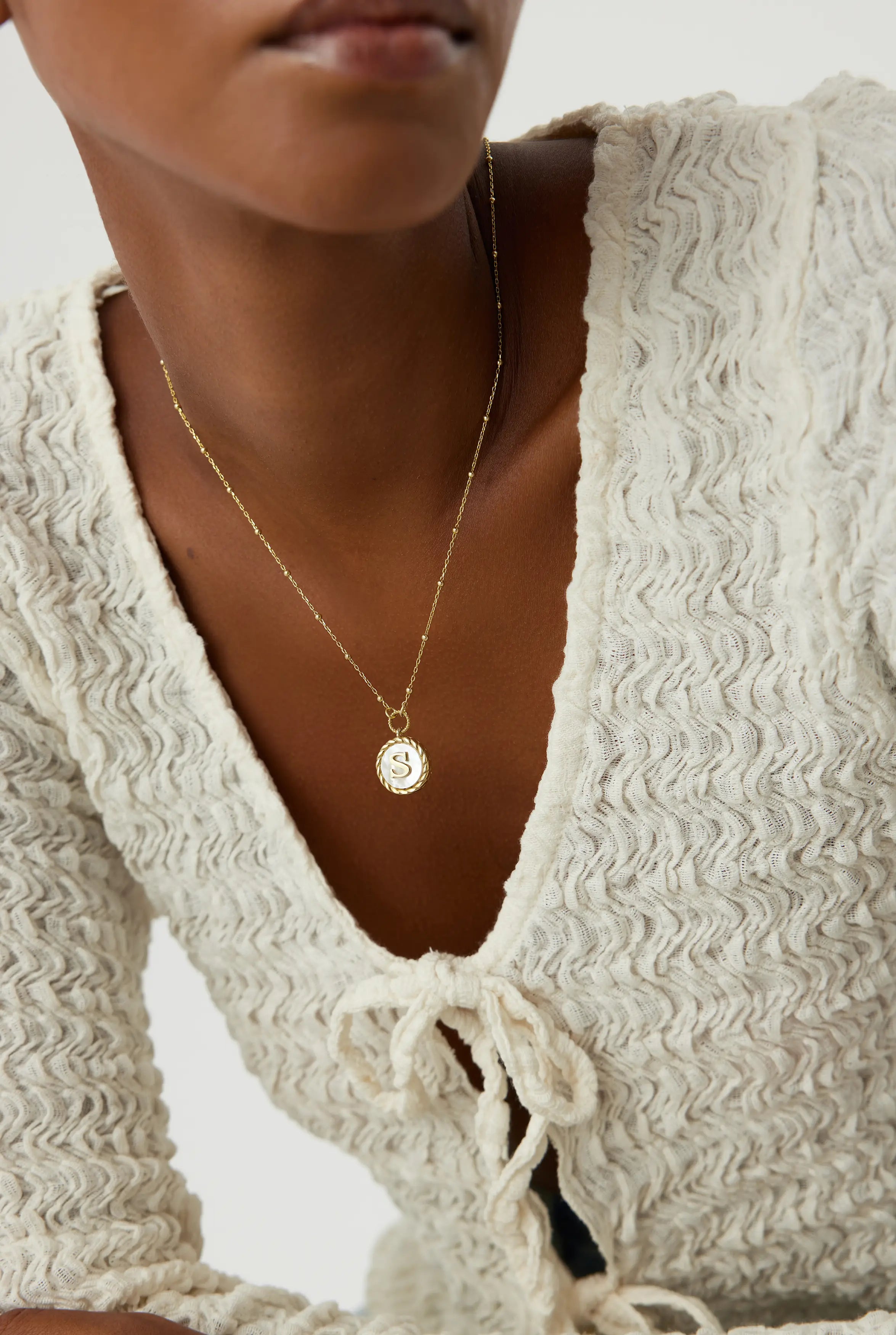 Gold Initial Necklace with Mother of Pearl | Twisted Rope Edge | 925 Sterling Silver