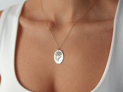 Maxi Birth Flower Necklace • Oval 18K Gold Birthflower Necklace Gift for Women