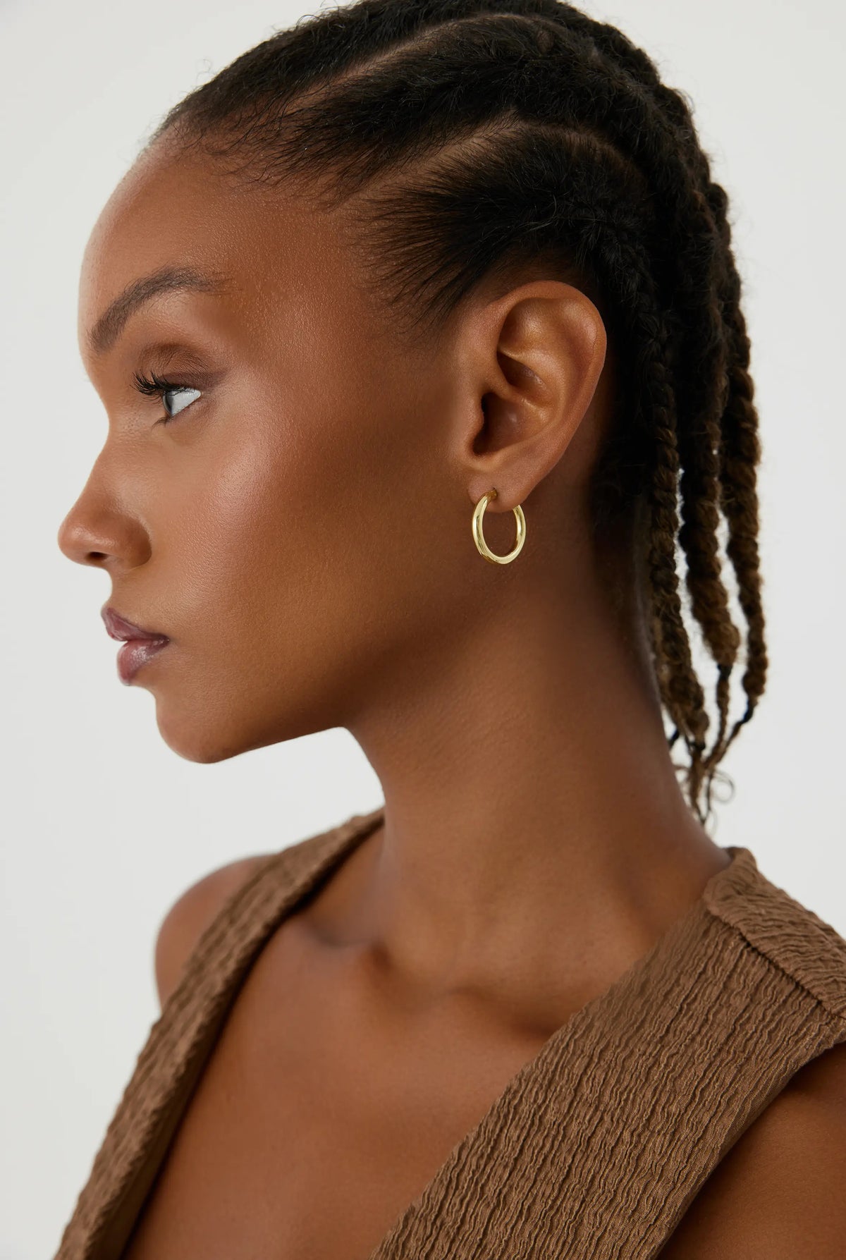 Chunky Gold Hoop Earrings – 18K Gold-Plated Sterling Silver Statement Jewelry