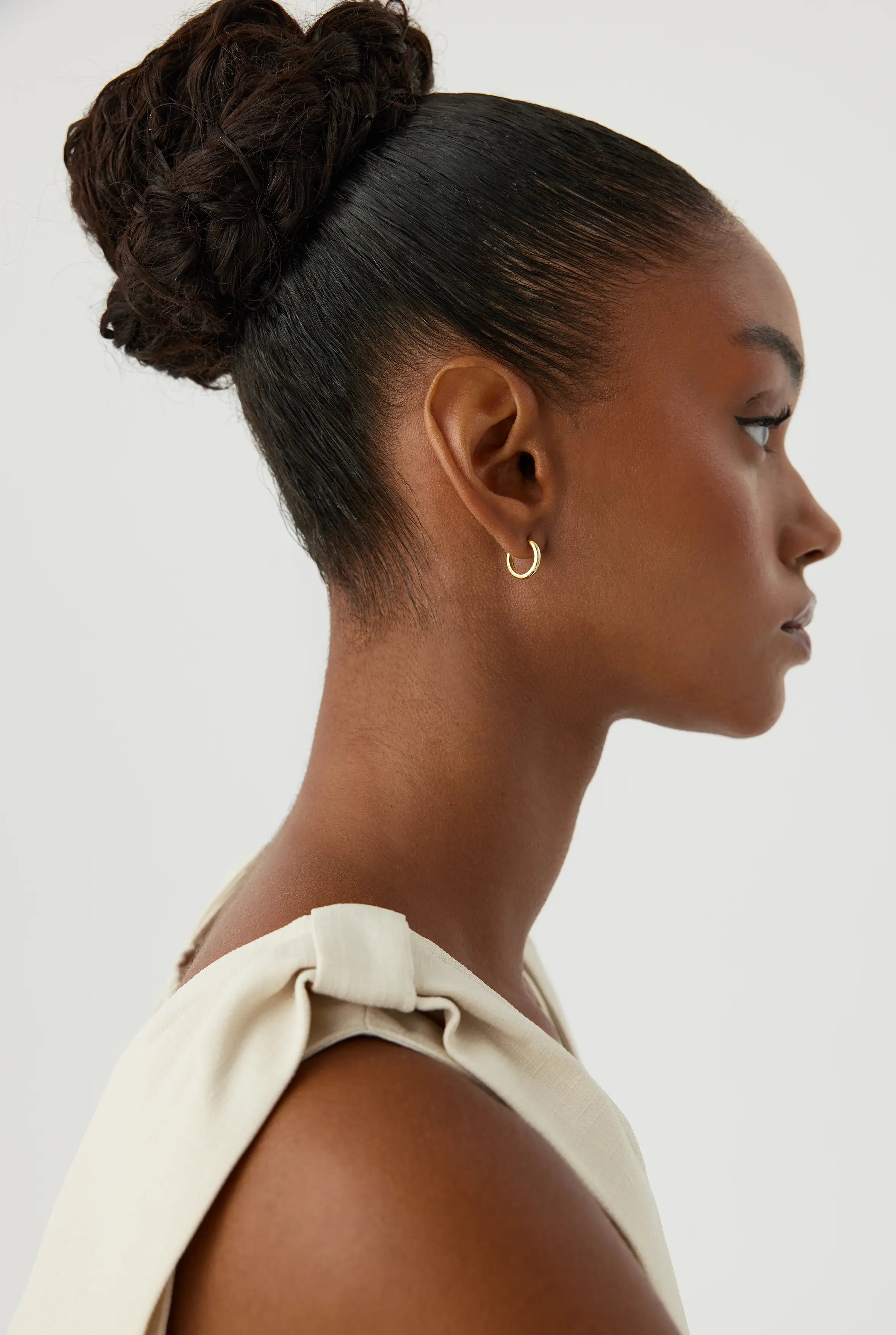 Polished Gold Huggie Hoop Earrings – 18K Gold-Plated Sterling Silver Minimalist Jewelry