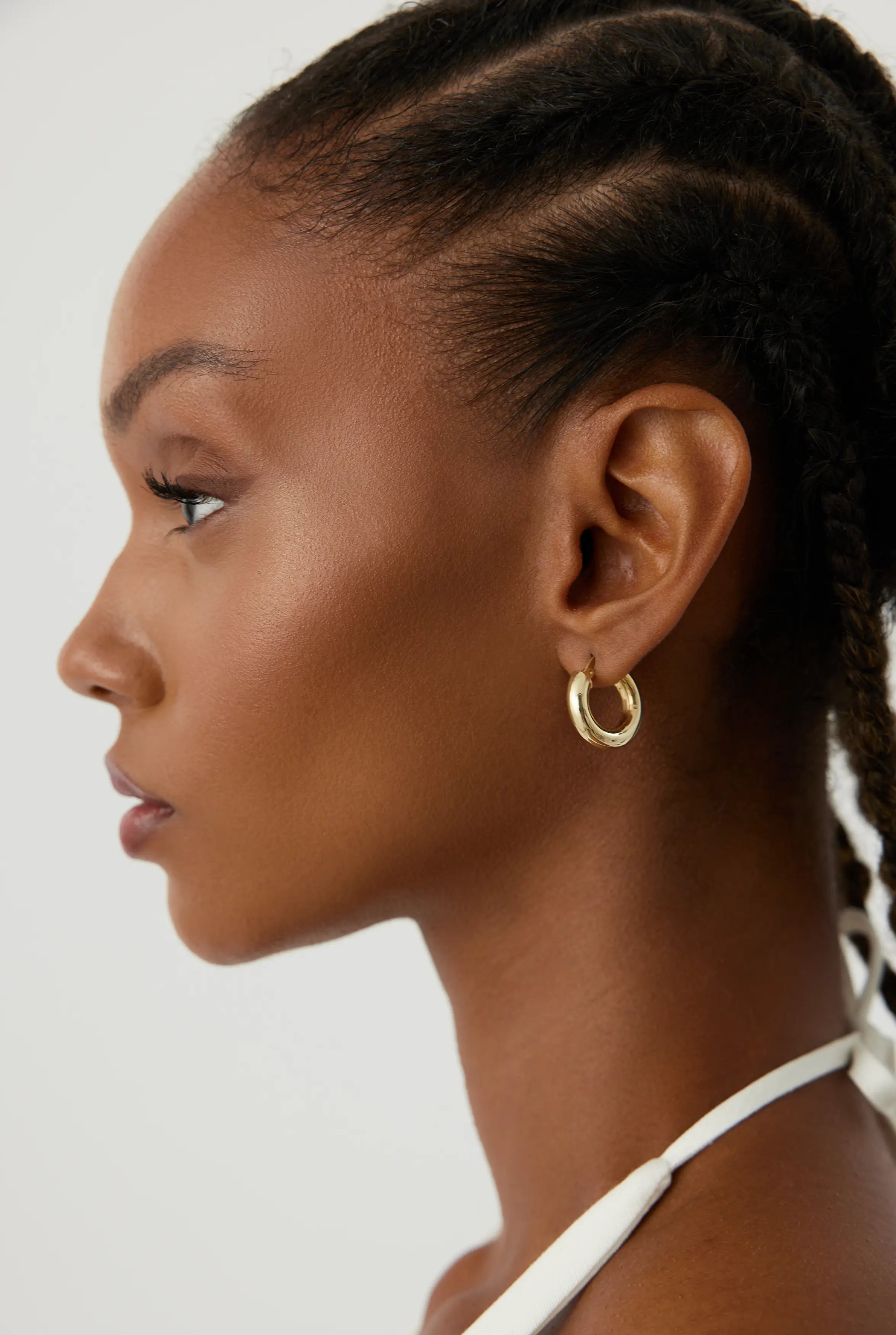 Thick Gold Hoop Earrings – 18K Gold-Plated Sterling Silver Statement Jewelry