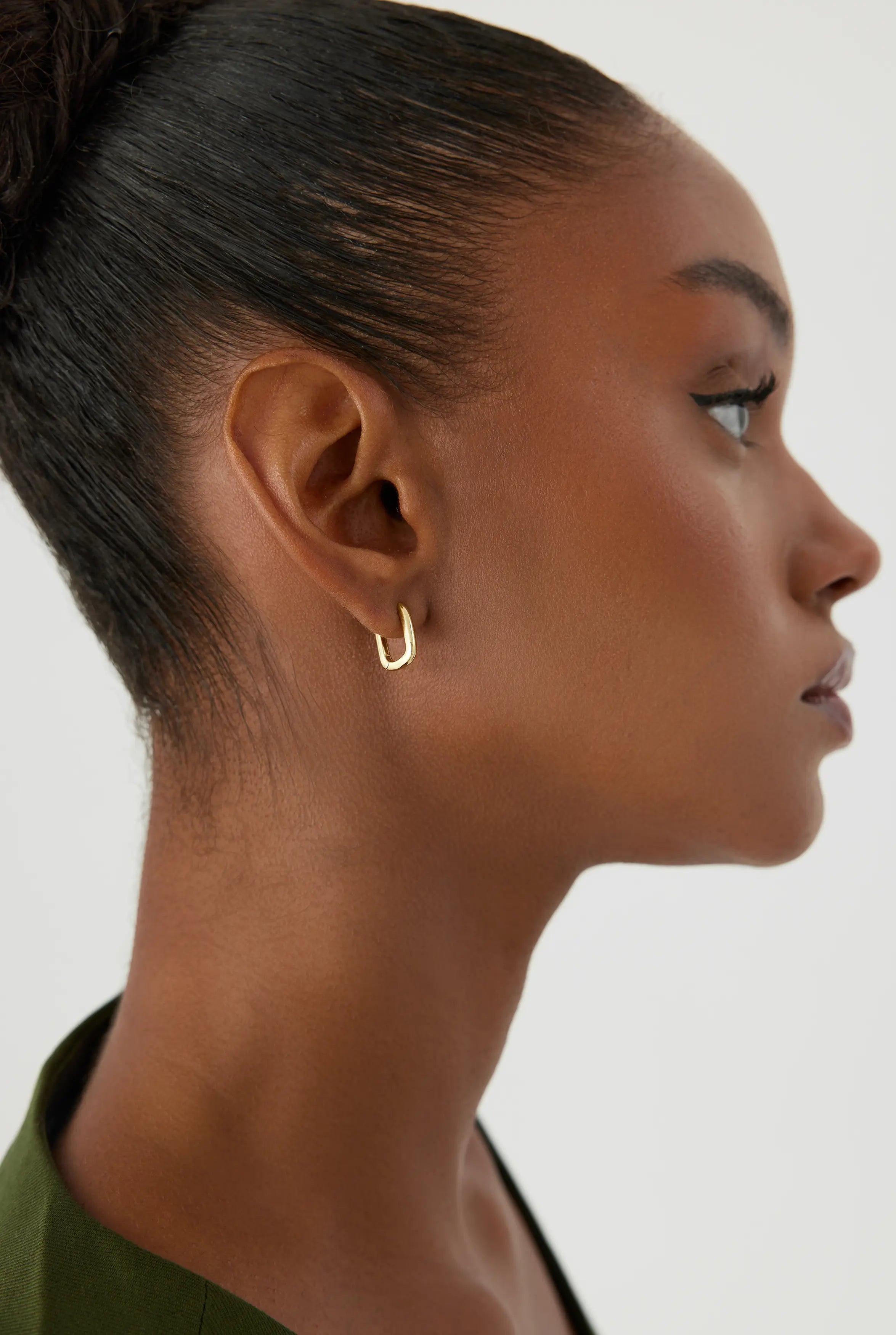 Minimalist Small Square Gold Hoop Earrings – 18K Gold-Plated Earrings