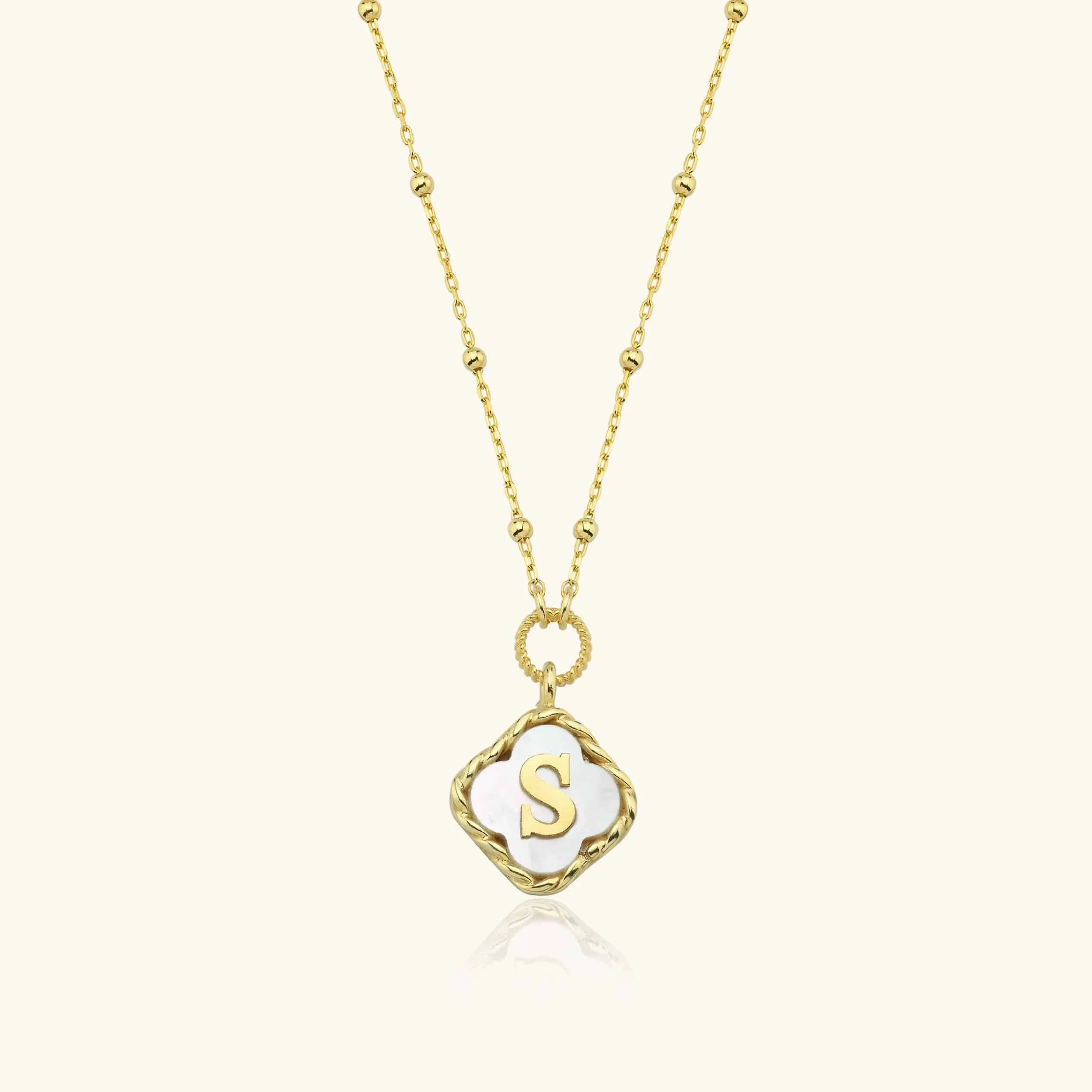 Clover Mother of Pearl Initial Pendant Necklace – 18K Gold-Plated Sterling Silver
