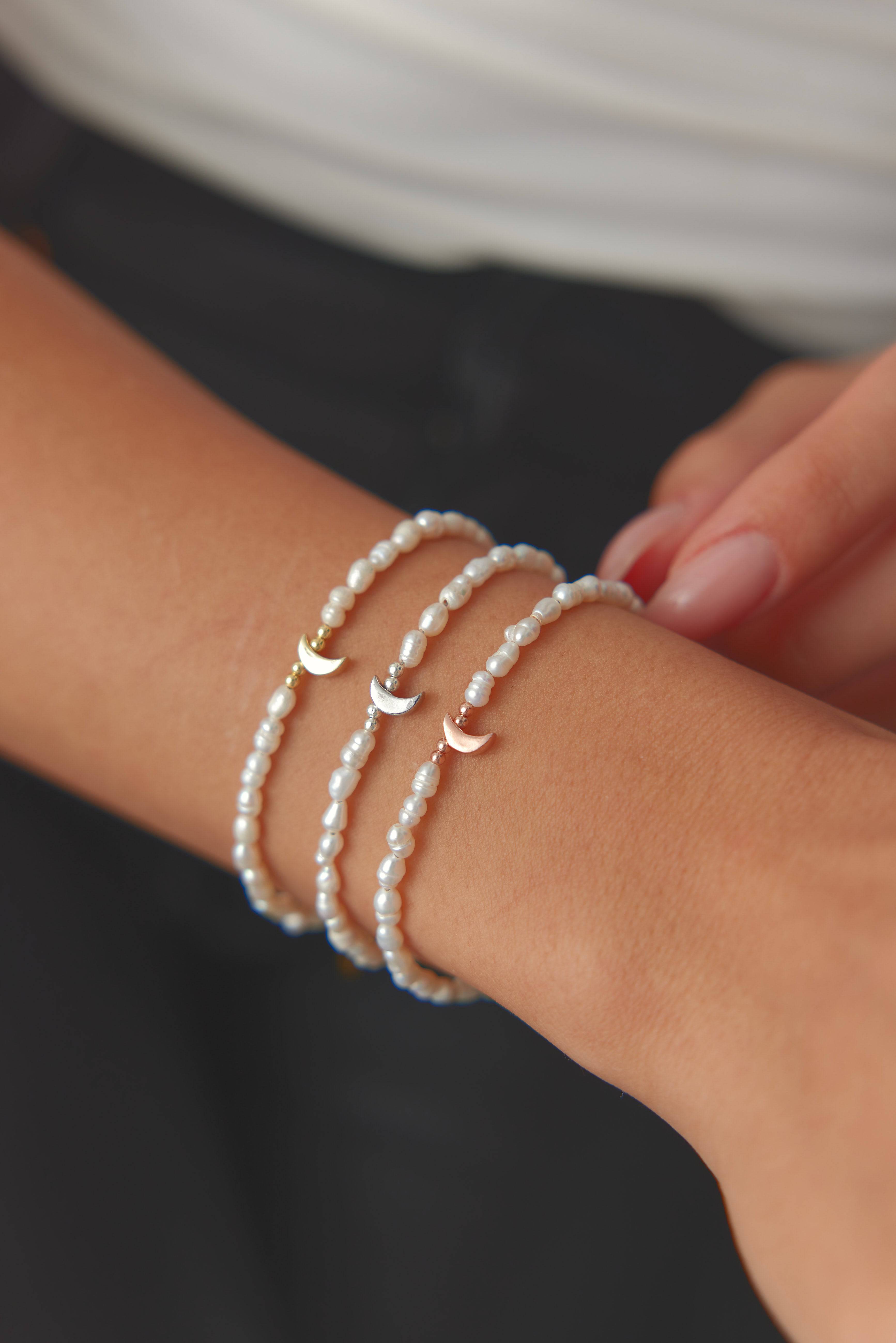Moon and Freshwater Pearl Bracelet – 925K Sterling Silver with 18K Gold-Plating