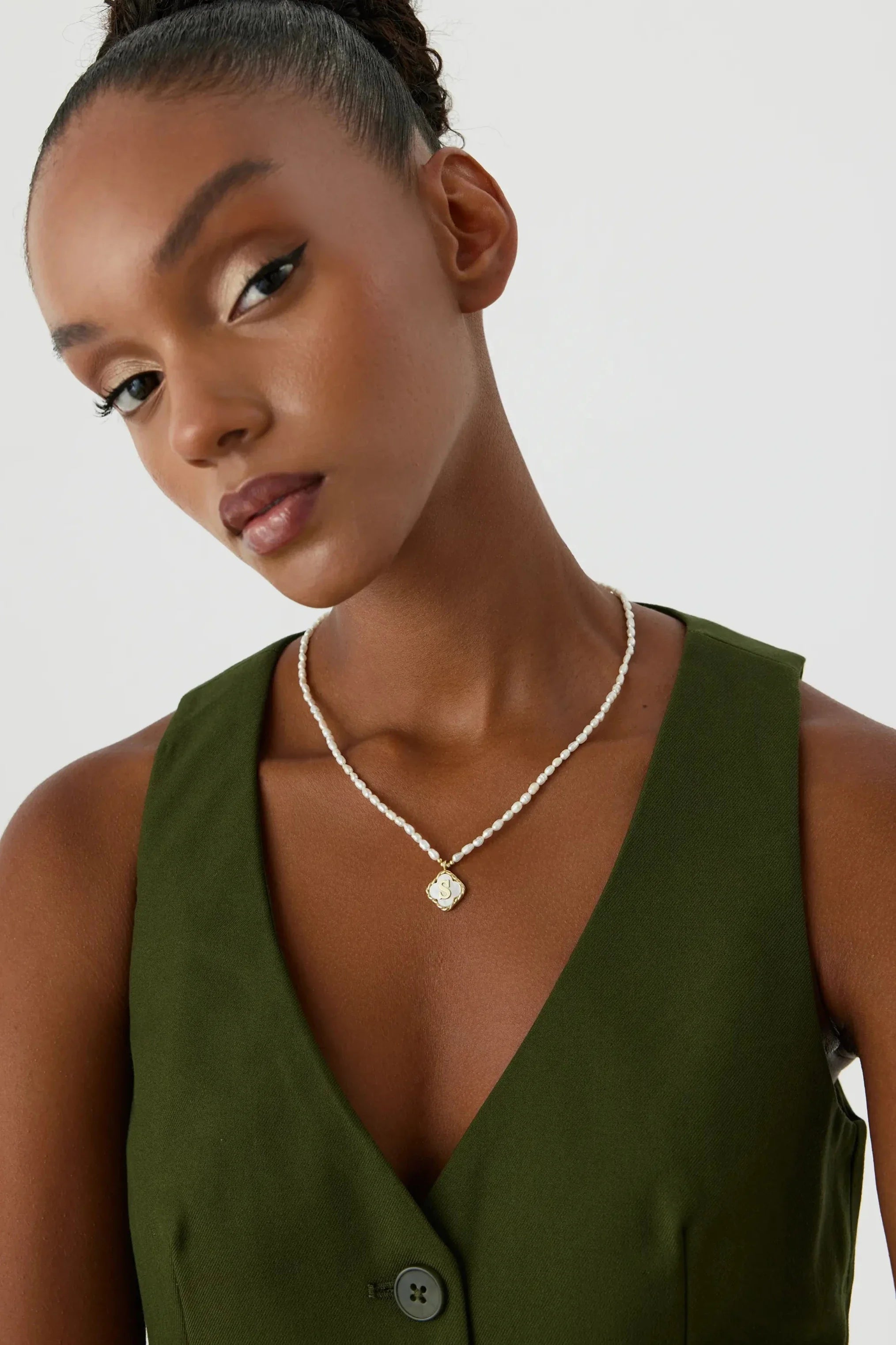 Freshwater Pearl Clover Pendant Initial Necklace – 18K Gold-Plated Sterling Silver Personalized Elegant Jewelry