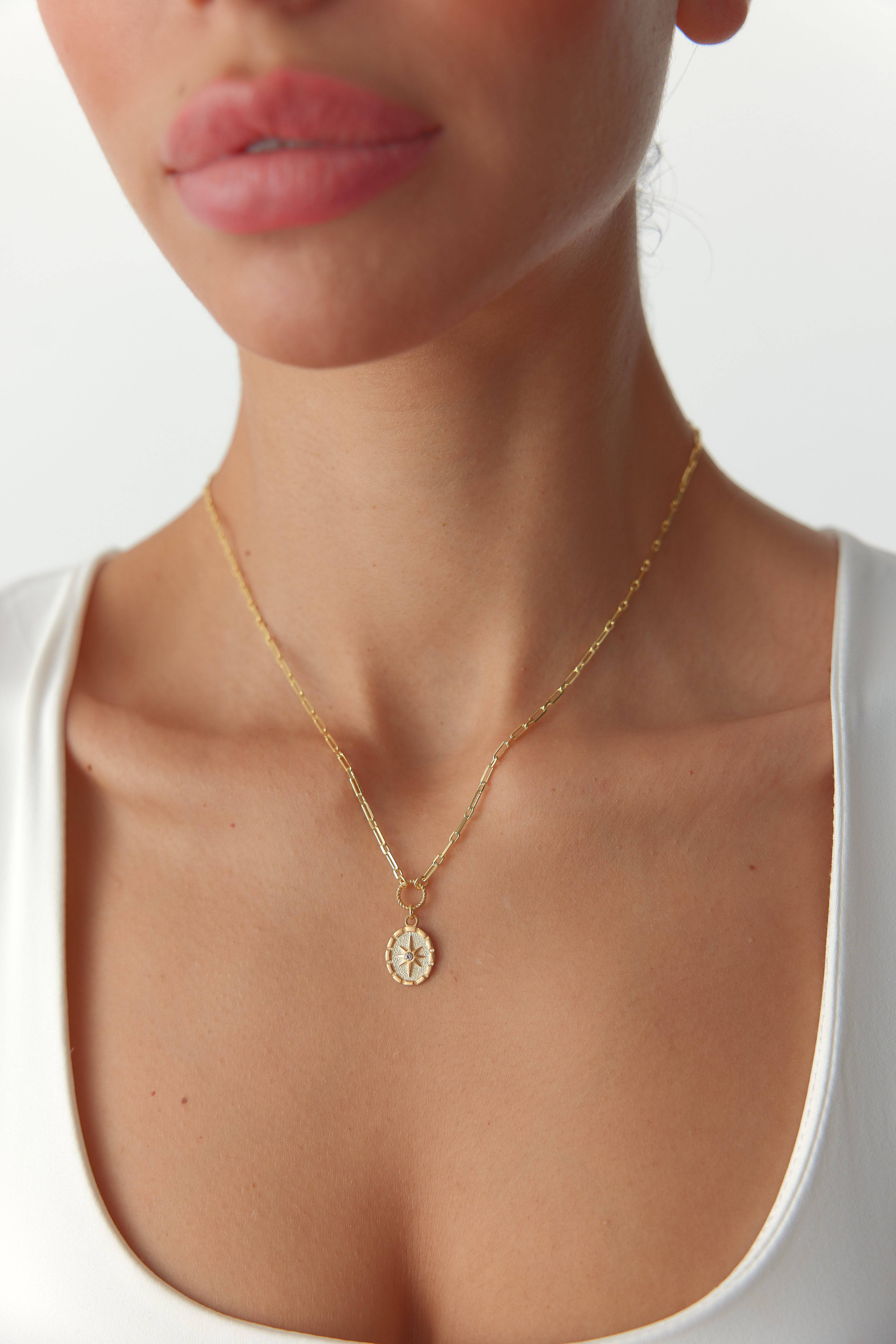 Compass Star Necklace – 18K Gold-Plated Sterling Silver Pendant Necklace