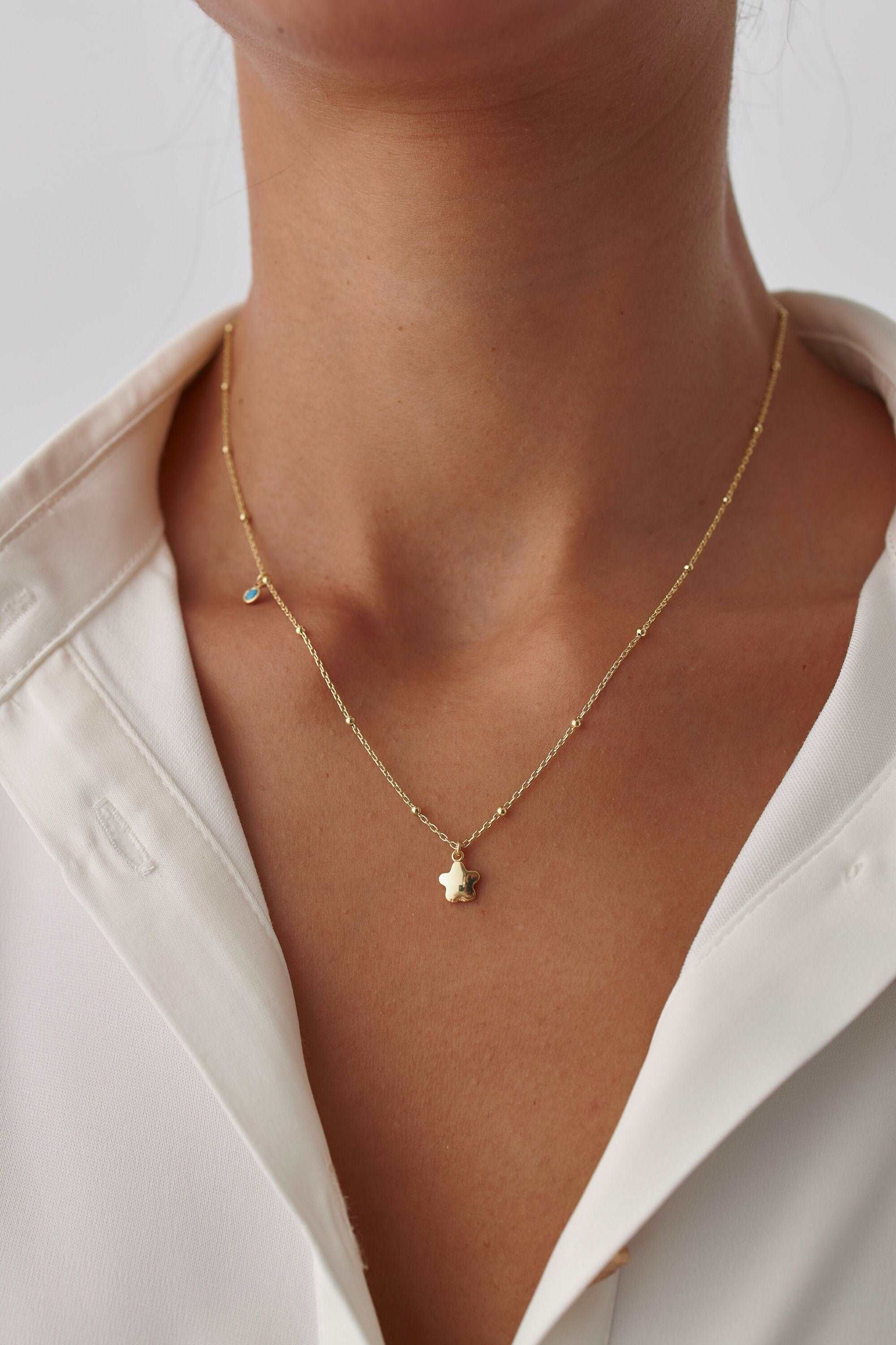 Minimalist Star Figure Turquoise Stone Neclaces